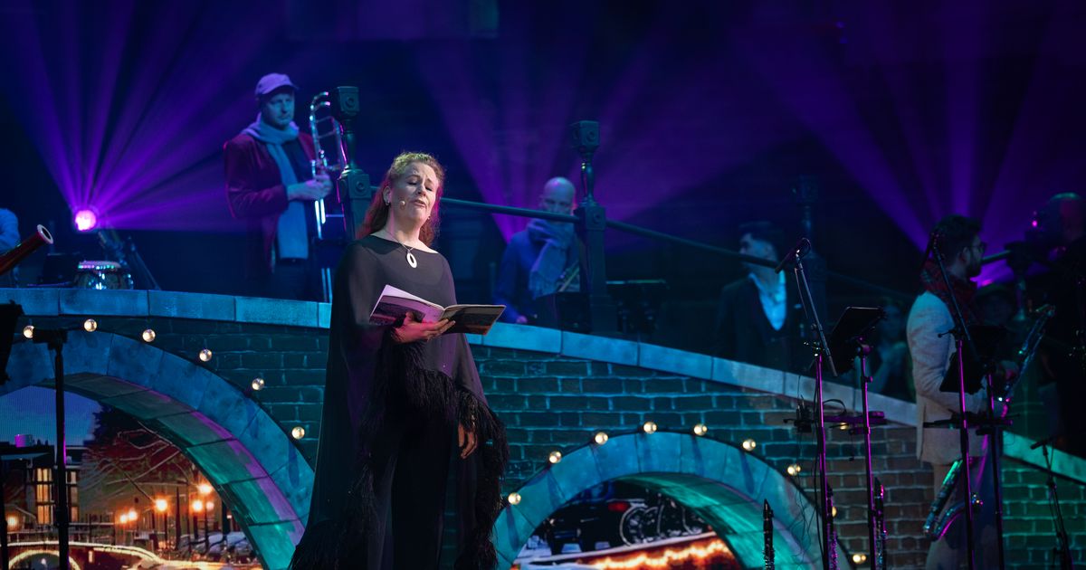 Broze Aarde — Nederlands Blazers Ensemble met Christianne Stotijn