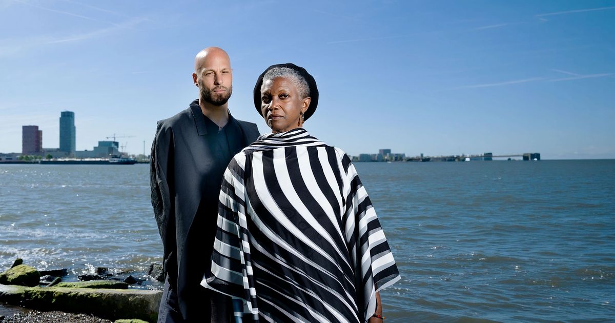 Millennium Jazz Orchestra ft. Claron McFadden & Manu van Kersbergen — De Drinkbare Rivier