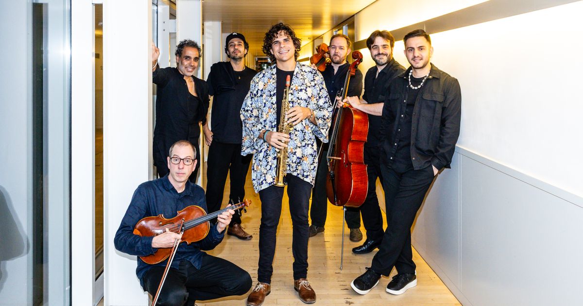 Marmoucha Orchestra feat. Antonio Lizana & Ahmad Joudeh — Carried by the Wind