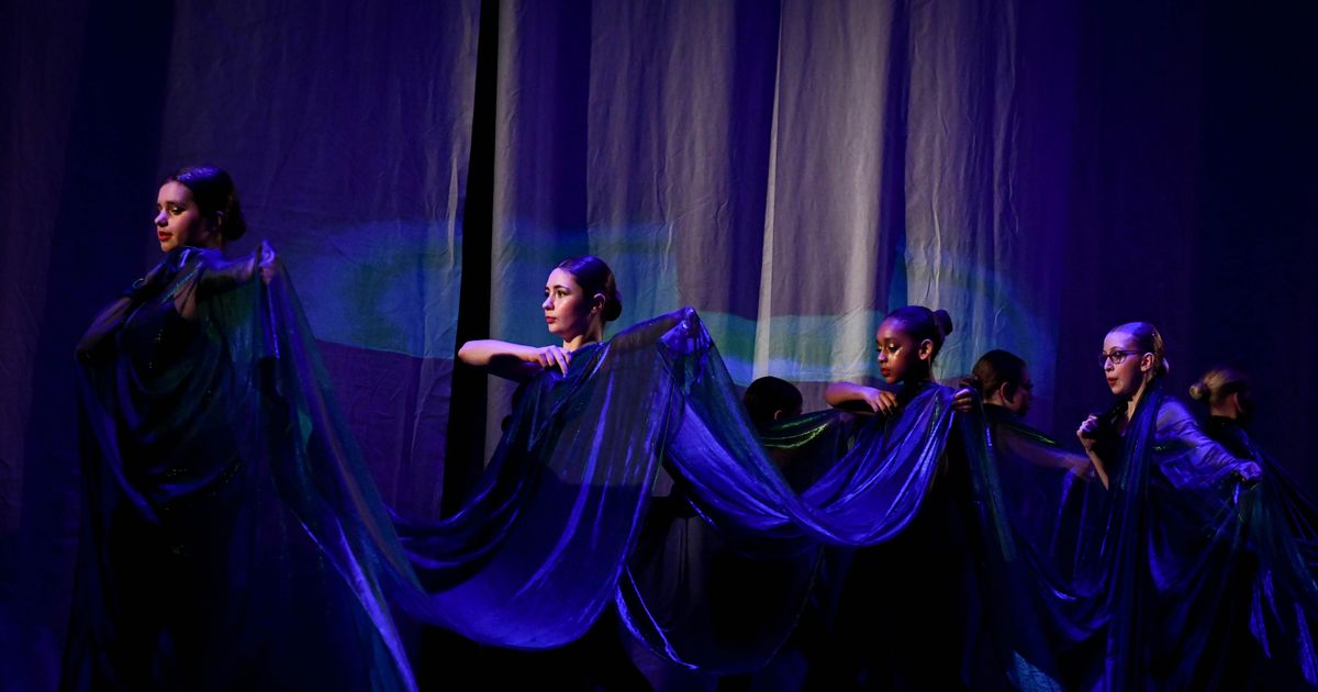 Dickens Kerstvibe — Balletstudio Sharon Kleinegris en Stichting UNITED MOVES presenteren in Amare, Den Haag